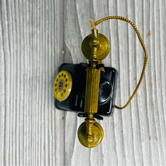 Vintage Pencil Sharpener Telephone Die Cast Metal Collectible 1980's miniatures - Picture 3 of 6